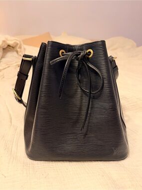 Louis Vuitton Black Epi Neo Petit